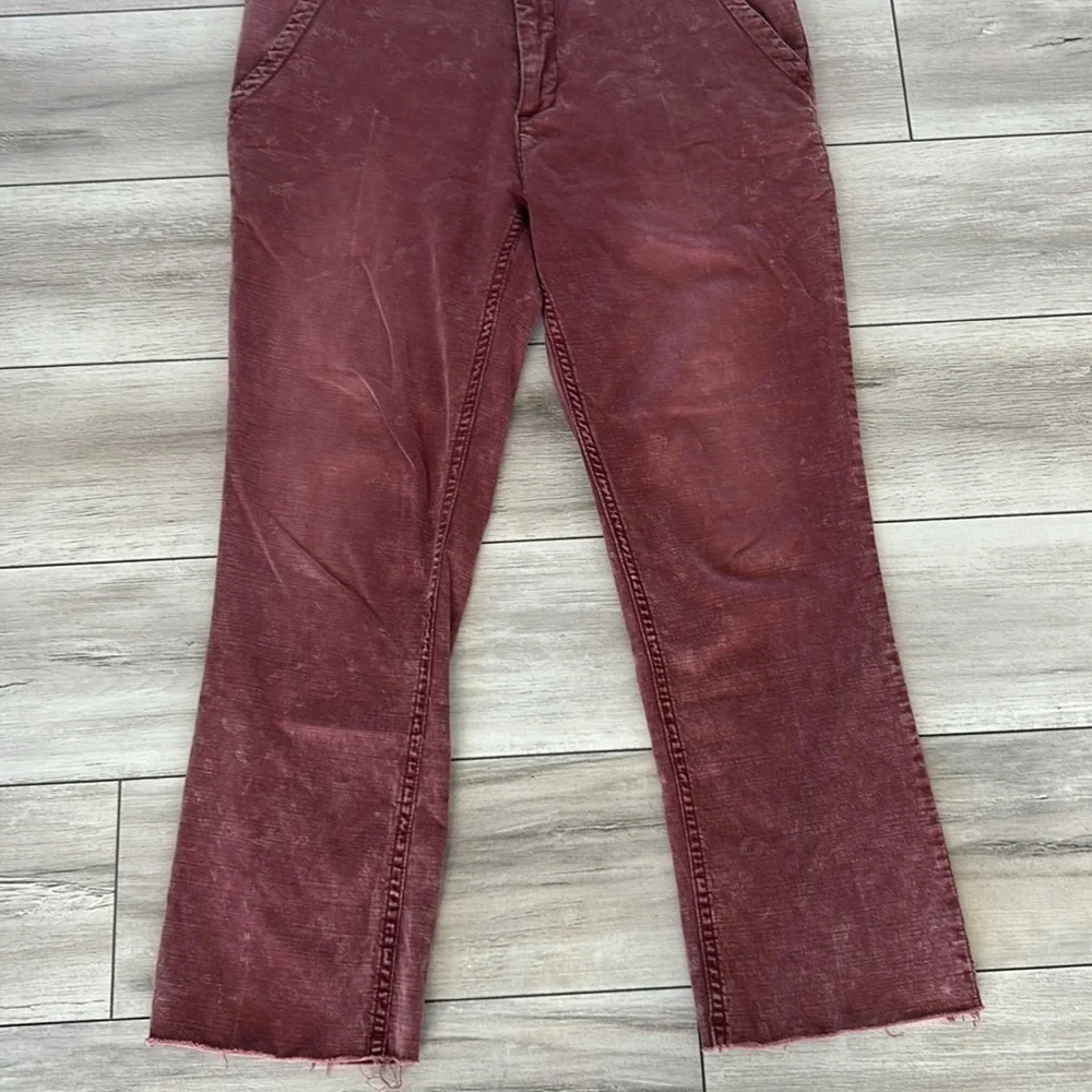 By Anthropologie size 6 raw hem baggy pants in mauve color